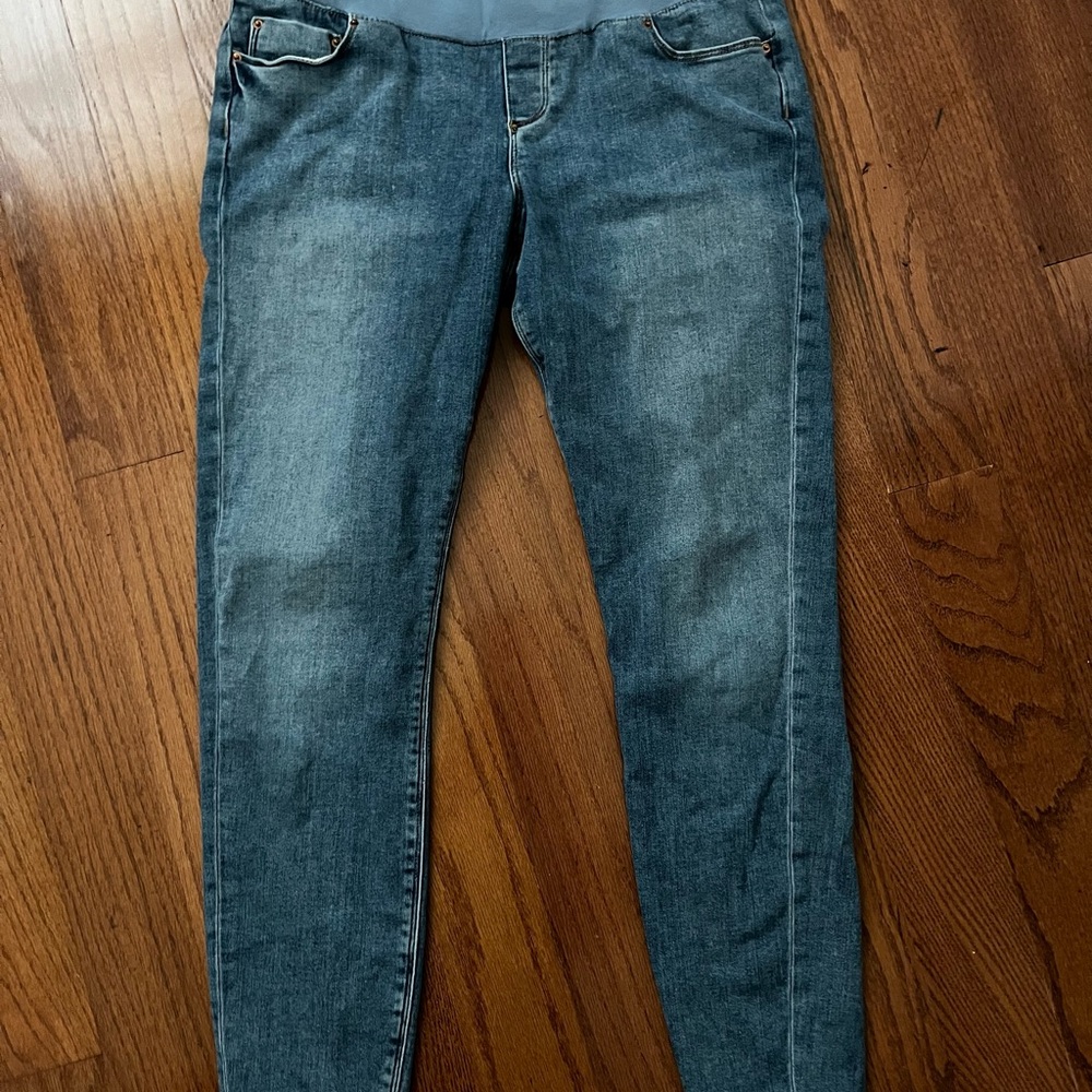 Women's Mid Wash Blue Stretch Skinny Jeans